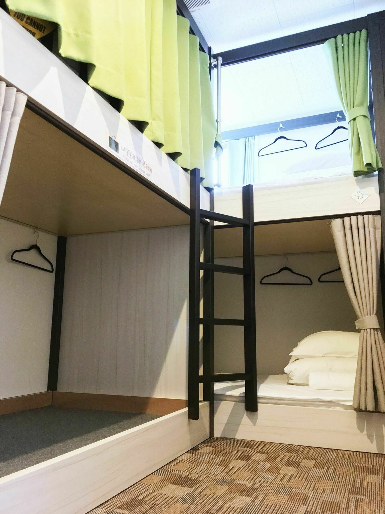 Home Hostel Oszaka Kültér fotó