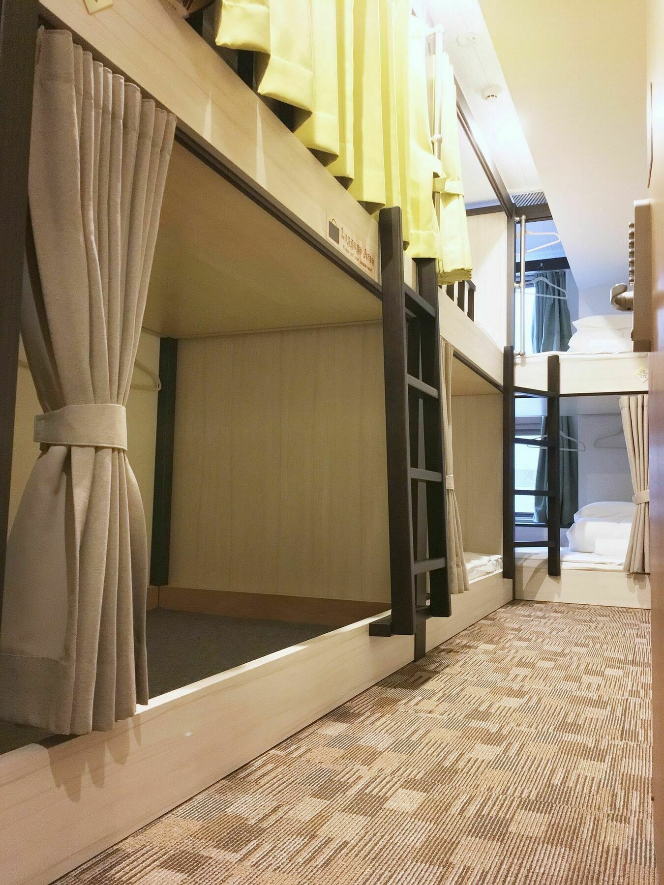 Home Hostel Oszaka Kültér fotó